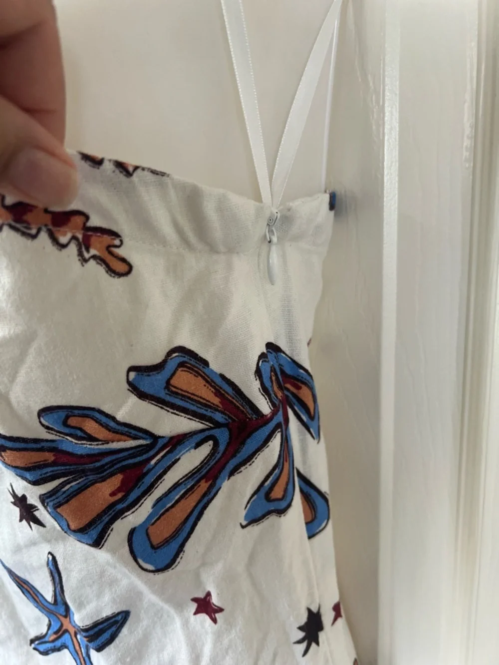 NWOT ONE-SHOULDER SEASHELL PRINT DRESS M - Picture 7 of 14